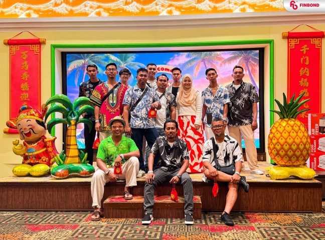 MR ALOHA GROUP PHOTO